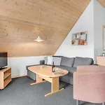 Hébergement de vacances 4 Bedroom Awesome In