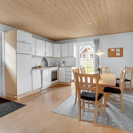 Holiday home 4 Bedroom Awesome In Grasten