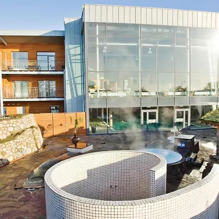 Prázdninový dům 4 Bedroom Awesome In