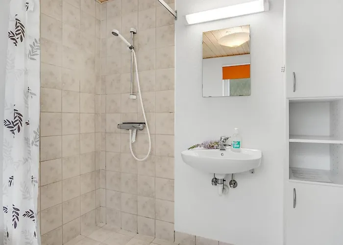 Ferienhaus 4 Bedroom Awesome In Gråsten