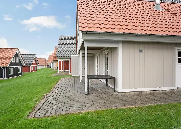 Ferienhaus 4 Bedroom Awesome In Gråsten